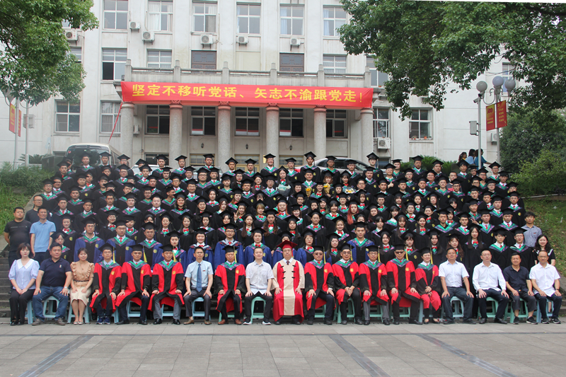 合影.jpg